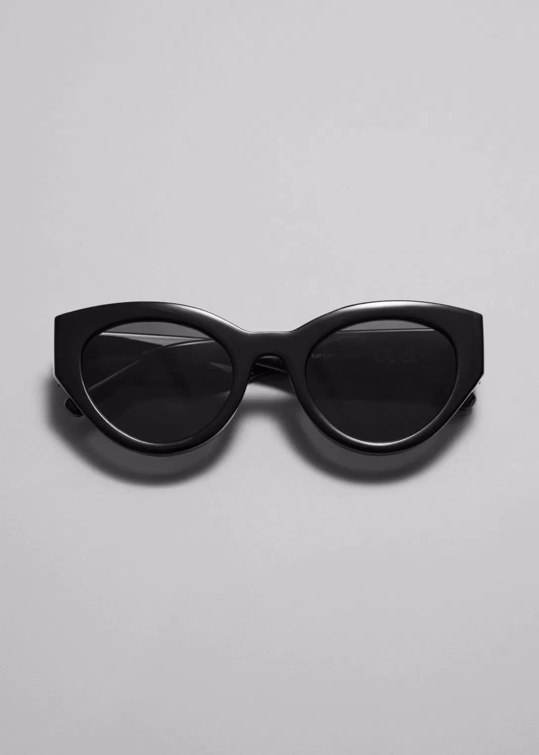 & Other Stories Lunettes De Soleil Yeux De Chat Discount