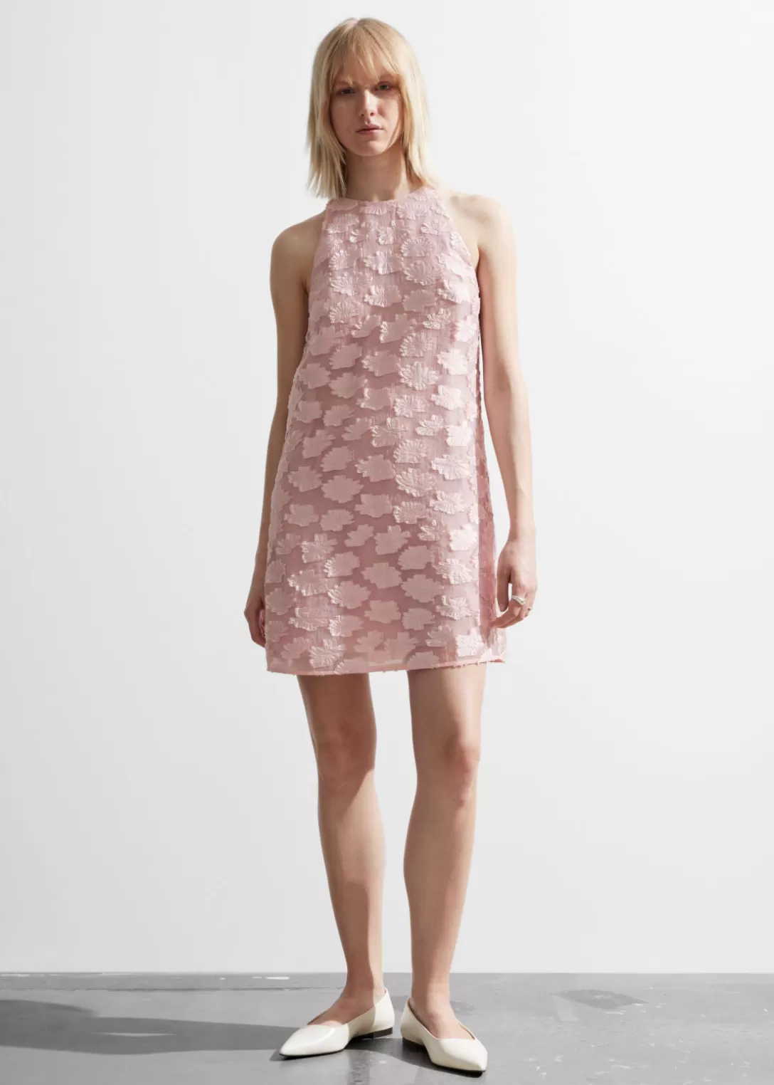 & Other Stories Robe Courte Sans Manches En Jacquard Rose Flash Sale