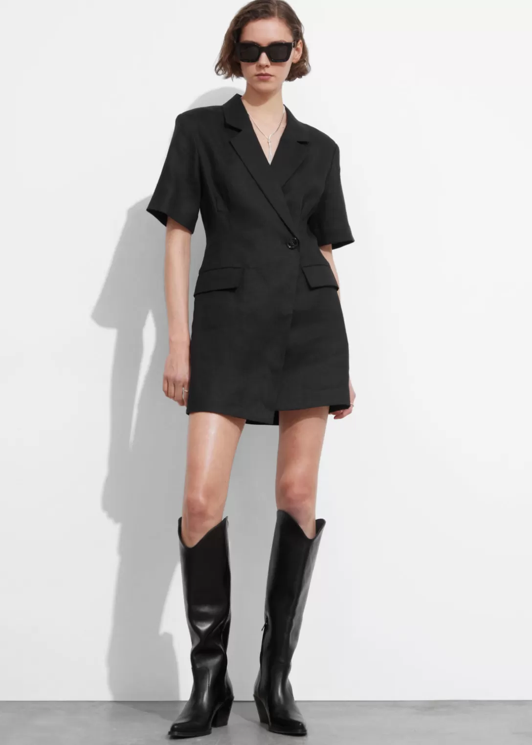 & Other Stories Robe Courte Style Blazer En Lin Noir Clearance