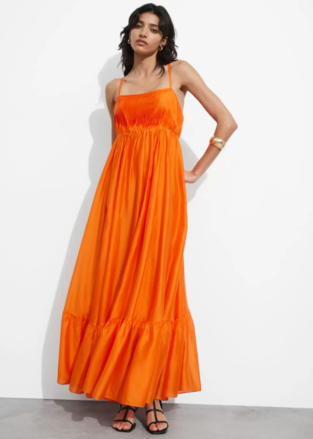 & Other Stories Robe Midi à Volant Orange Cheap