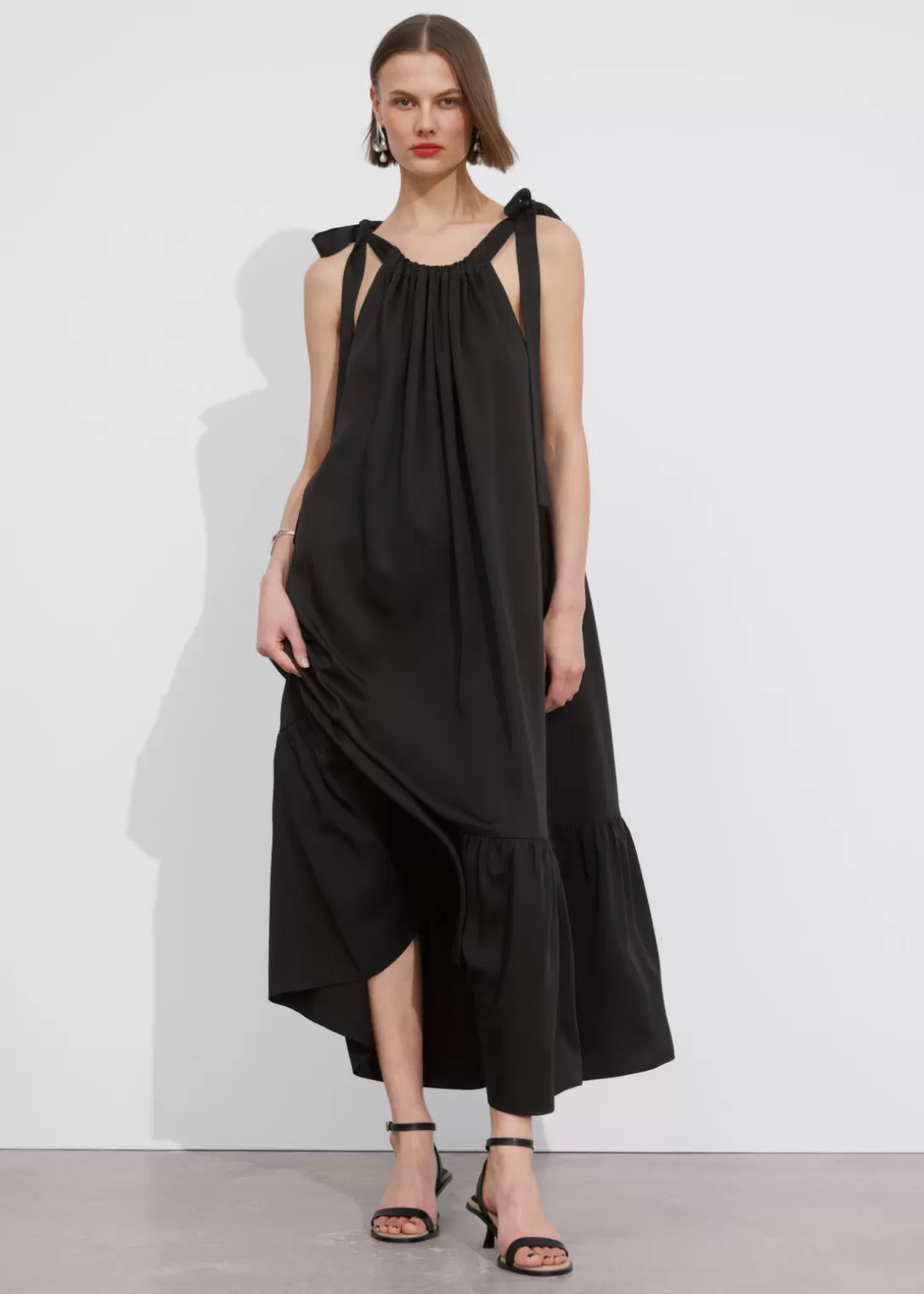 & Other Stories Robe Midi Froncée Sans Manches Cheap